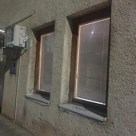 Old House يايتشه